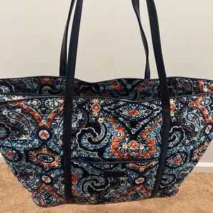 Large Vera Bradley tote